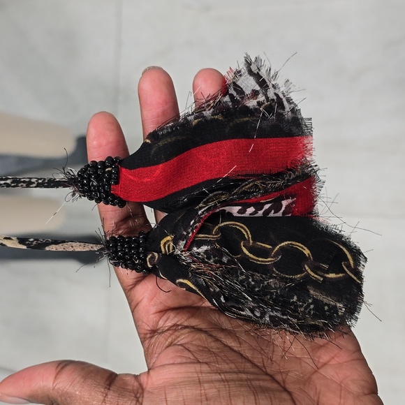 ๐ Chic Sheer Animal Print Cover-Up with Chain Details ๐ - Picture 4 of 6